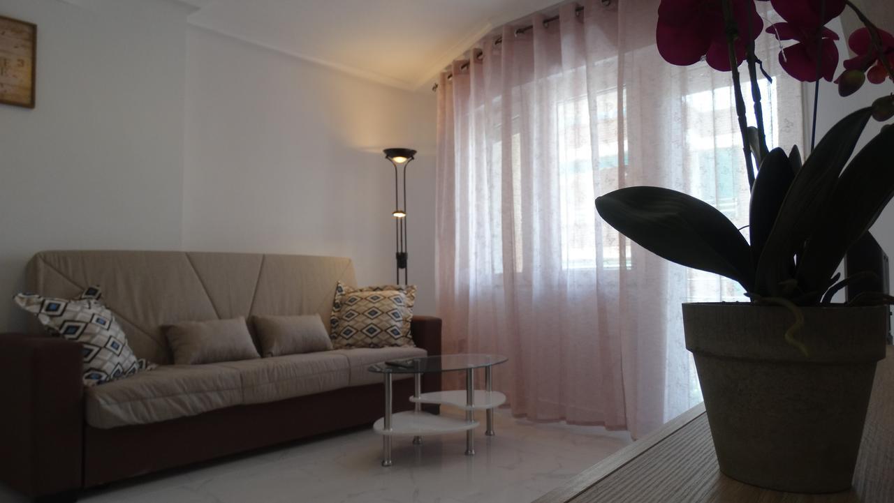Casas Holiday - Playa Del Cura 1 ตอร์เรเวียคา ภายนอก รูปภาพ